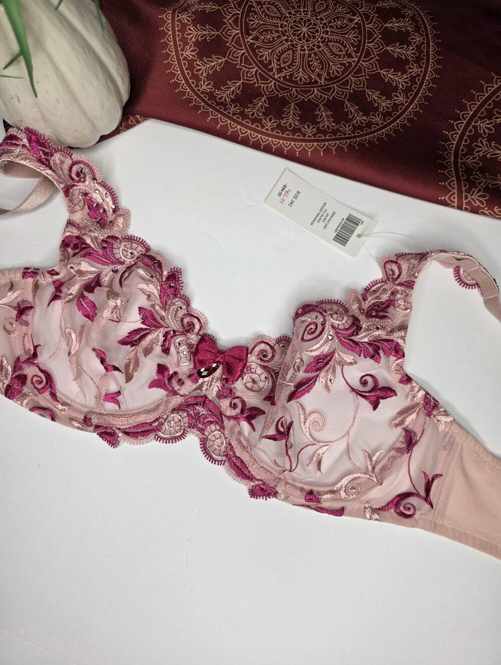 Soma Bra Sensuous Lace Unlined Pink Floral Embroidery Size 34C NWT